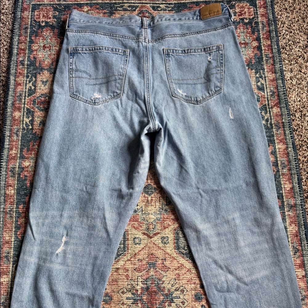 Distressed American Eagle Mom Jeans 14 X-Short - Picture 3 of 6